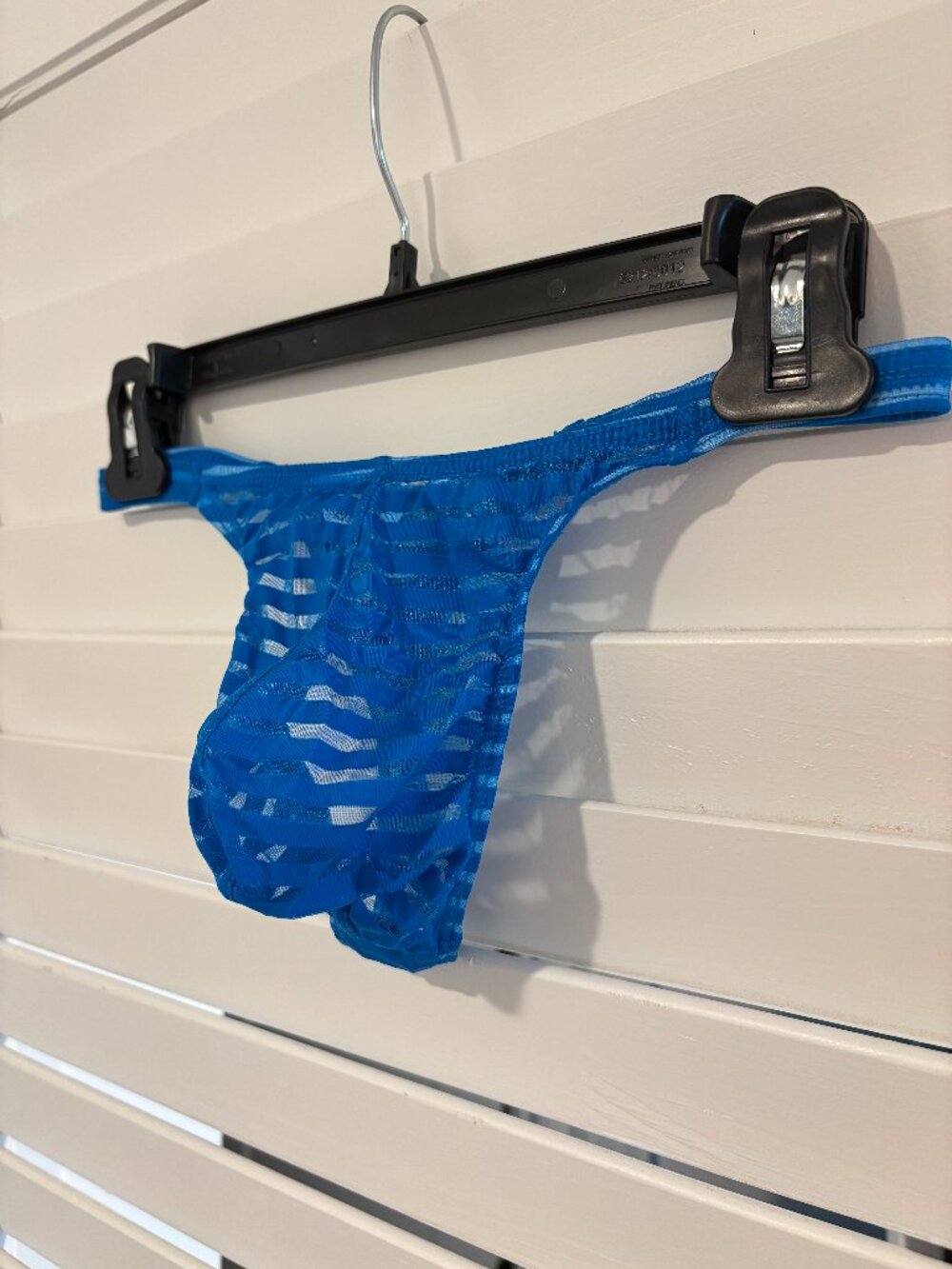 JJ Malibu Thong - Blue Sheer Stripes